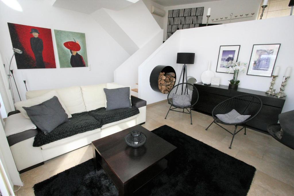 CASA AMEIXOEIRAS