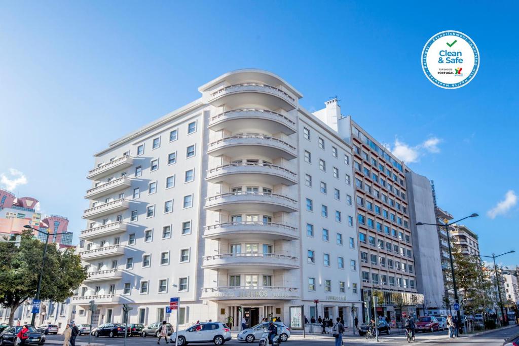 LUZEIROS SUITES 3