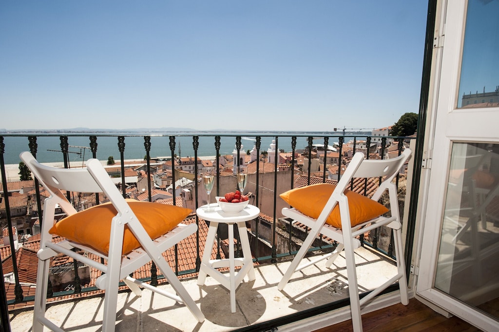 APARTAMENTOS/SUITES ENCOSTA DO SOL - DOURO VALLEY