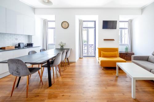 APARTAMENTO ANTERO DE QUENTAL