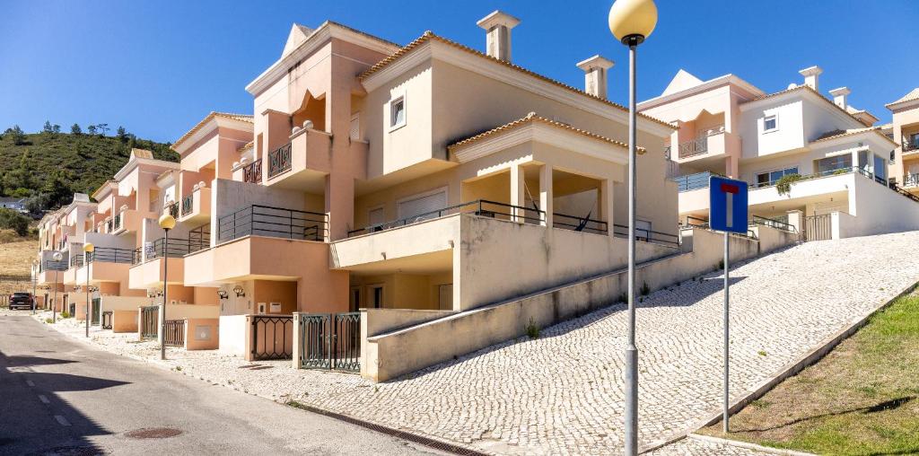 CONDOMINIO DOS TERRAÇOS