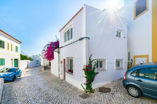 CASA CACHALOTE