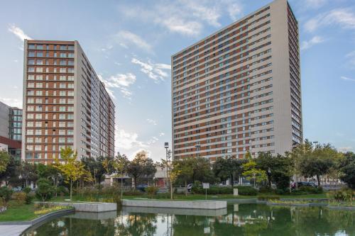 YLH PARQUE DAS NAÇÕES 17