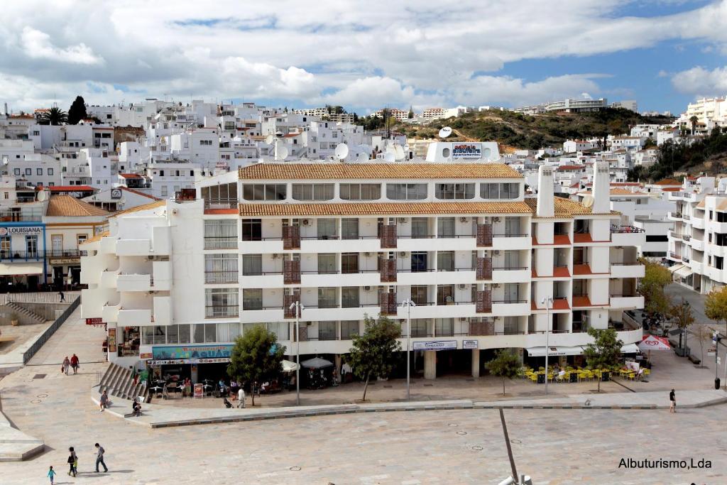 MARINA OCEAN RESIDENCE
