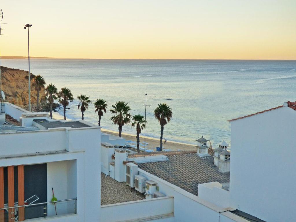 APARTAMENTO CLUBE DO MÓNACO - FRACÇÃO AC