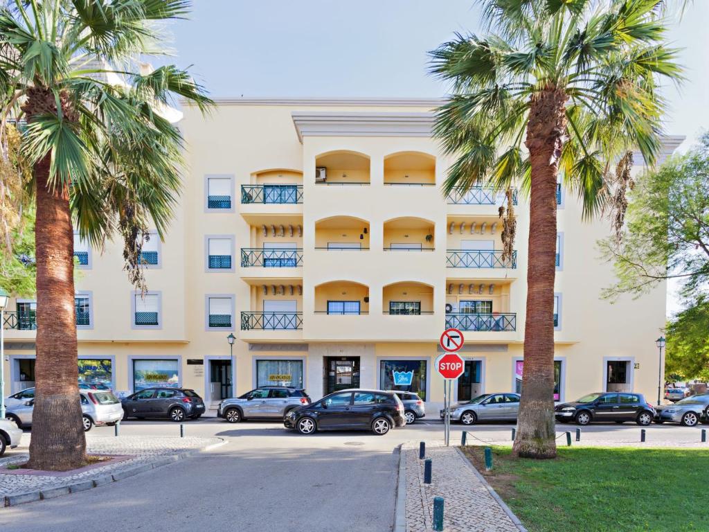 ALAMEDA APARTMENT