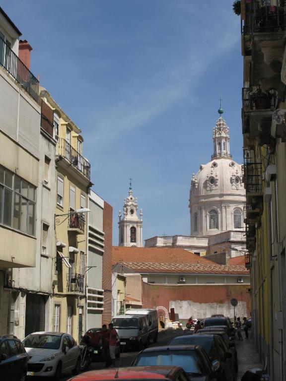 BRIGHT FLAT LISBOA