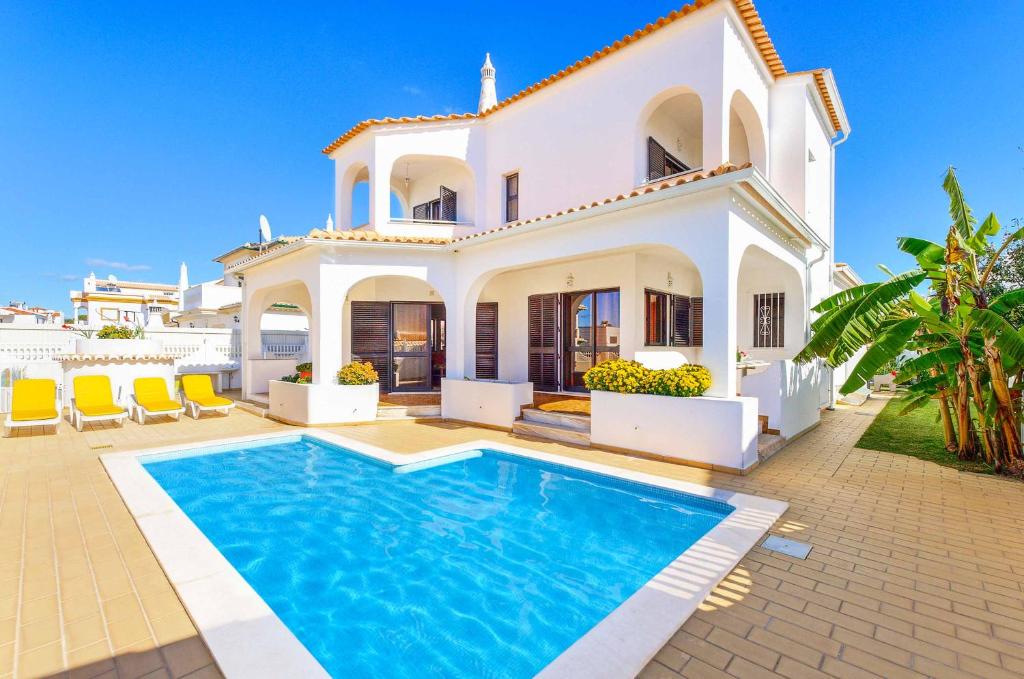 VILA CABRITA