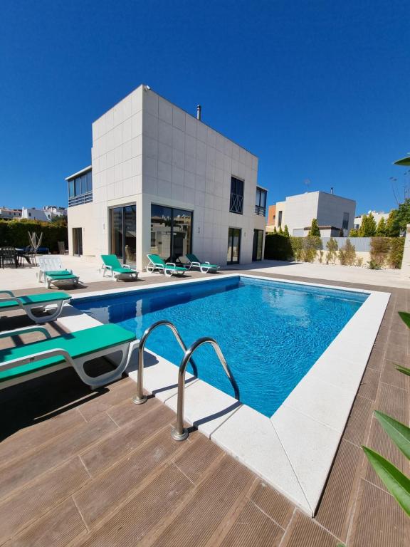 VILLA OLIVIA