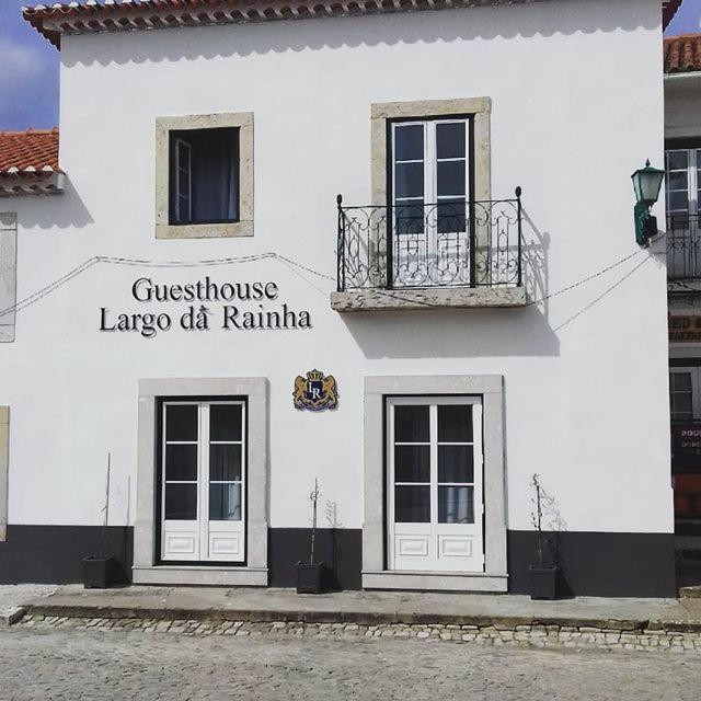 GUESTHOUSE LARGO DA RAÍNHA