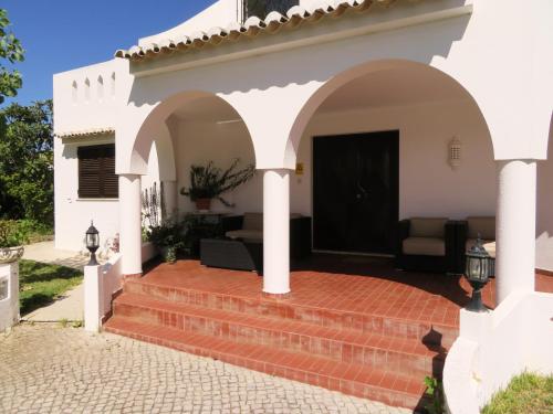 VILLA ALCAIDE