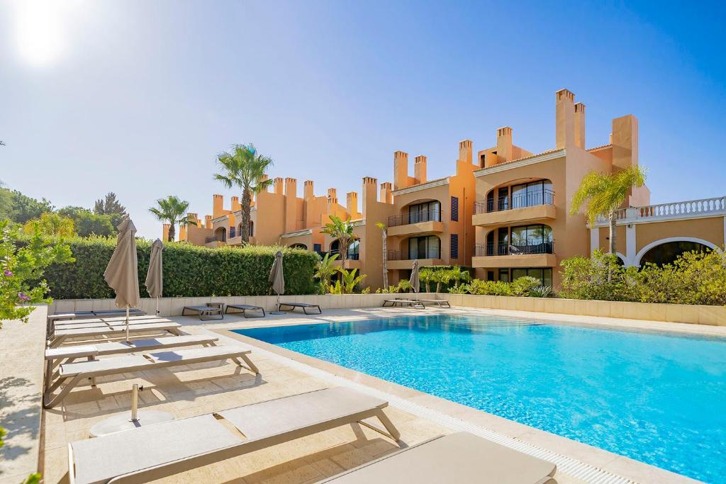 APARTAMENTO VILA SOL F5 AR