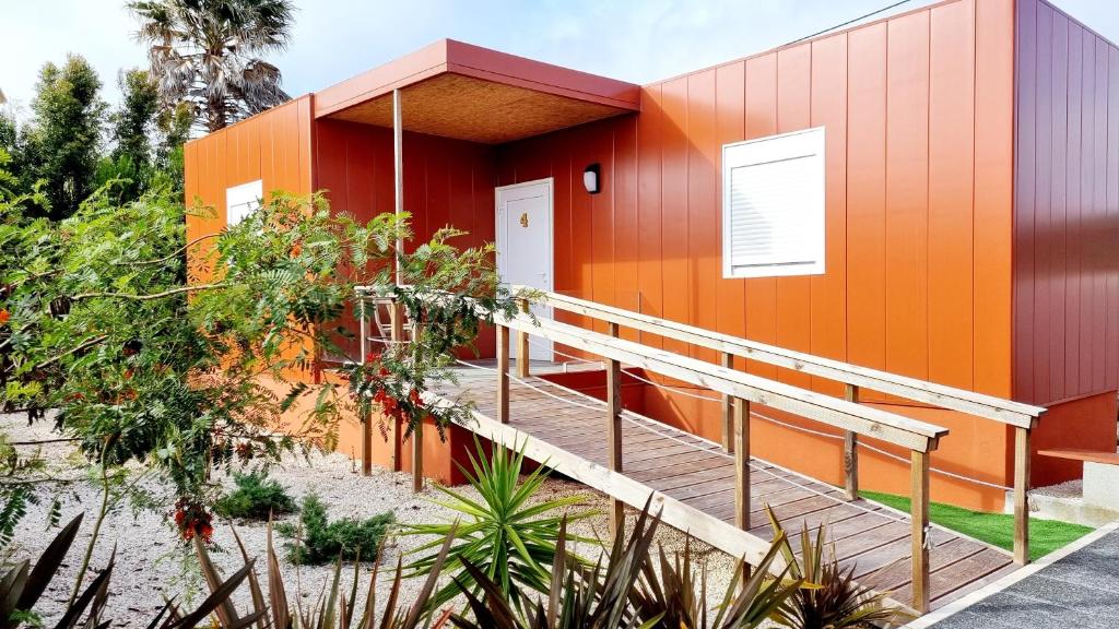 FAMILY SURF HOME