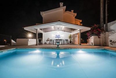 APARTAMENTOS AREIA MAR