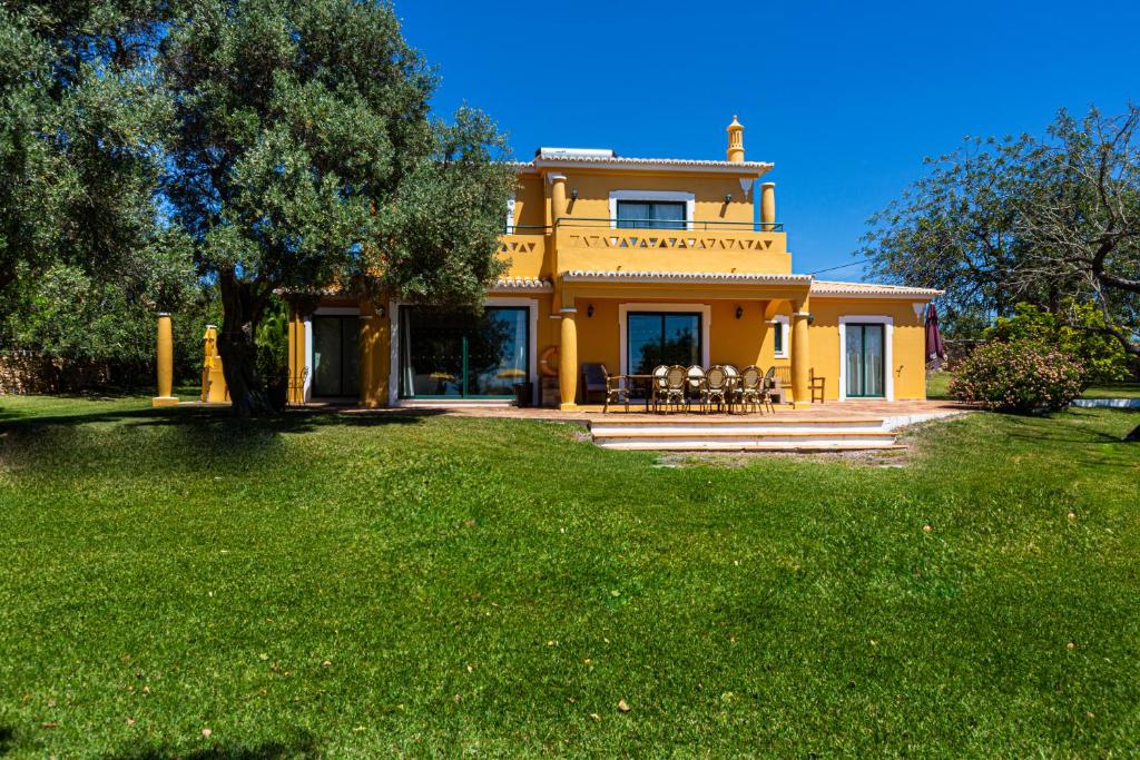 VILA LIMÃO