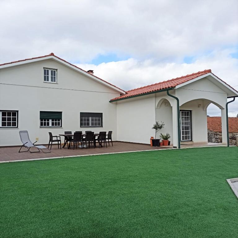 CASA COVÃO DO ESPINHEIRO