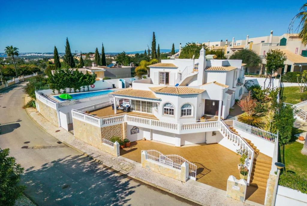 Image of CASA OLIVEIRA