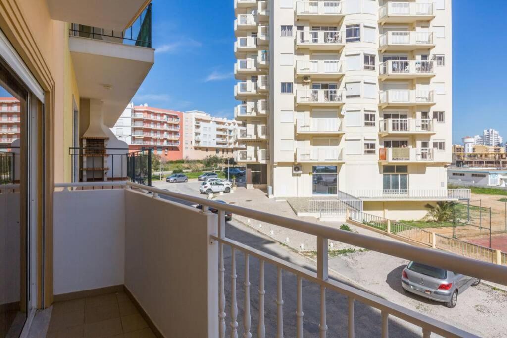 WORK LIVE AND RELAX NEAR THE BEACH