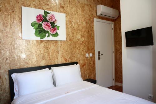 AMADORA HOSTEL