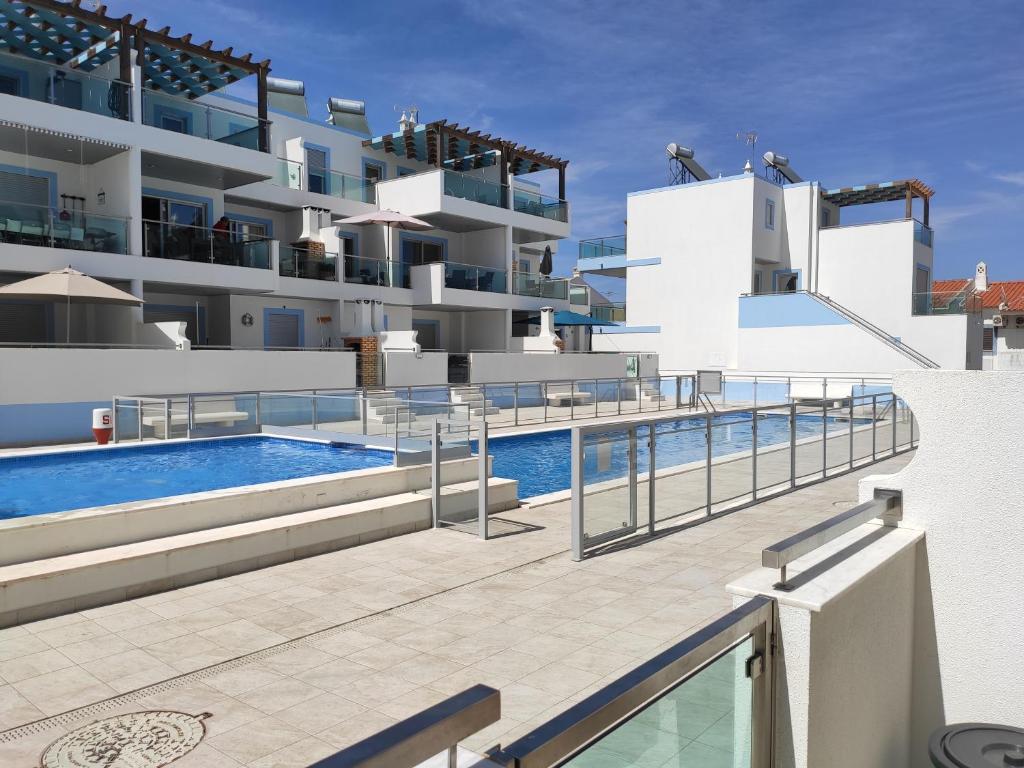 NUMAR RESIDENCE J