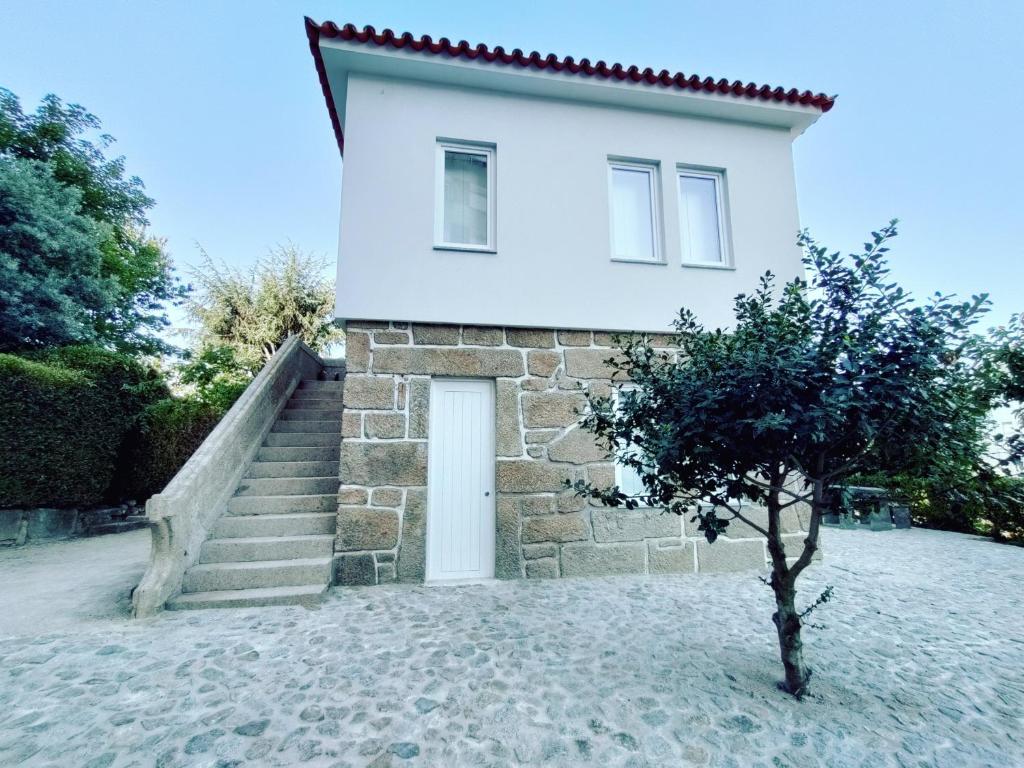 VILLA RIAL
