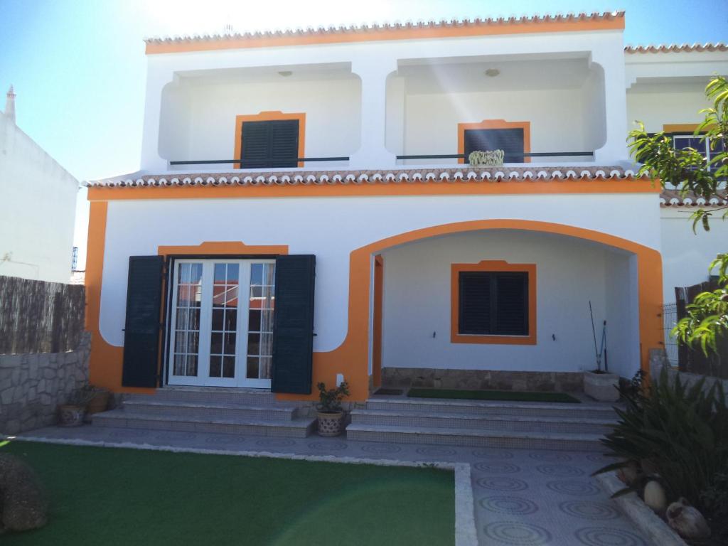 CASA MACHADO