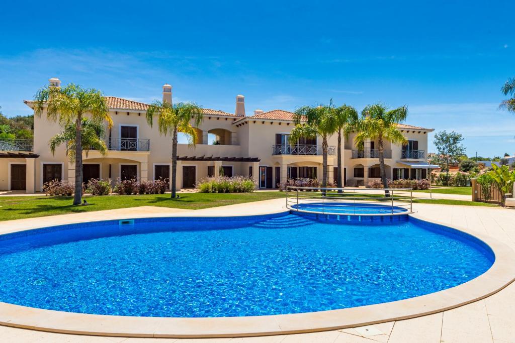 CASCATA VILLAGE_C