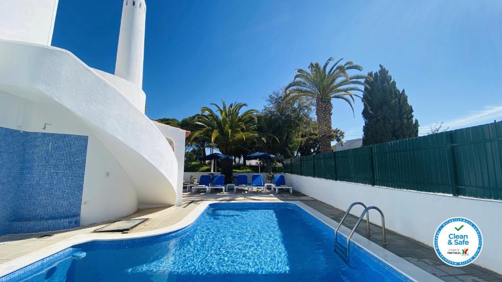 CASA SALOM