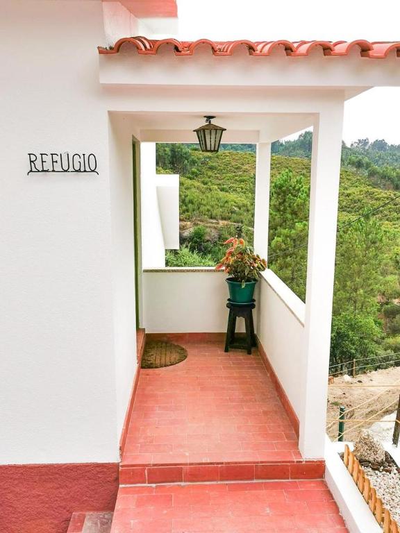 O REFUGIO