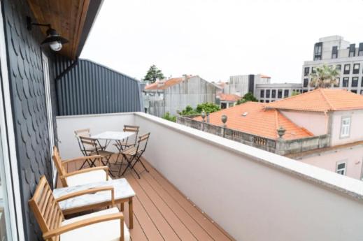 OLIVEIRINHA APARTMENT