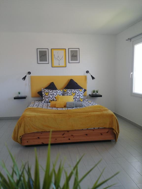 Image of Pé n'Areia Gâmboa Beach T1