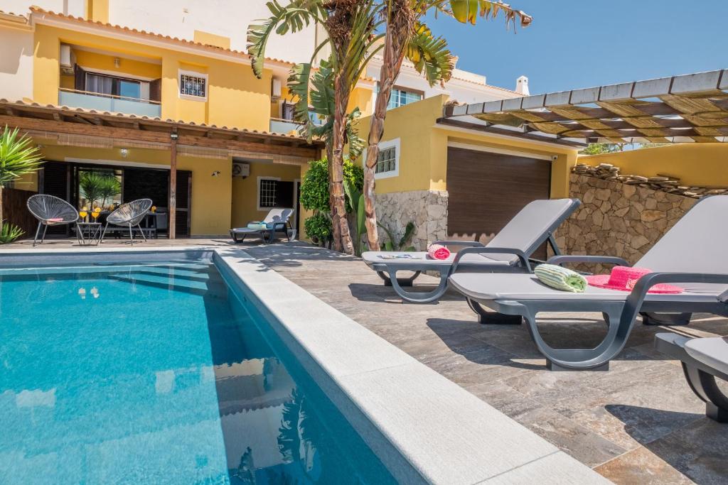 VILA VAL HALA
