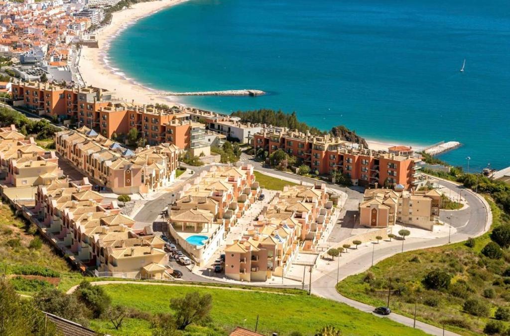 Image of MIAMAR HOUSE SESIMBRA