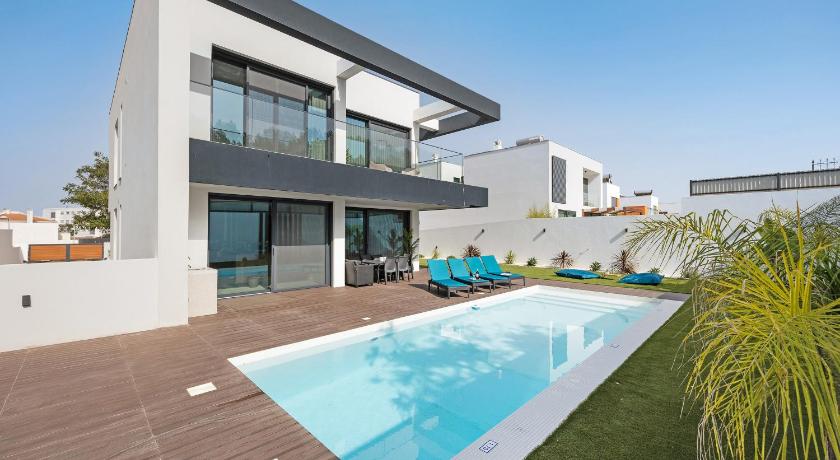 BE GLOW VILLA