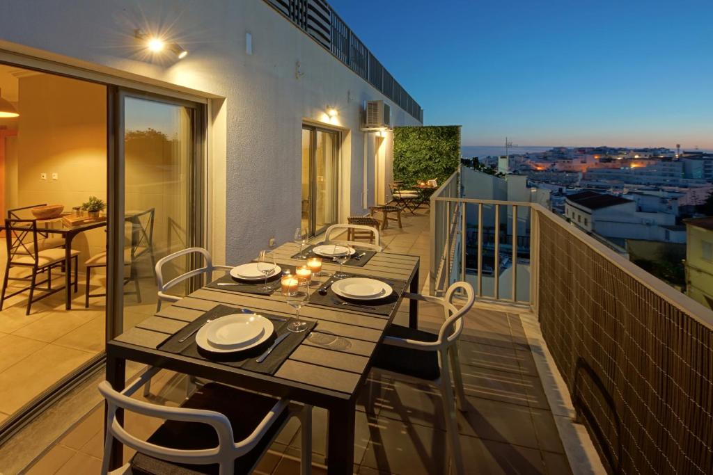 ROOFTOP OLDTOWN RESIDENCE