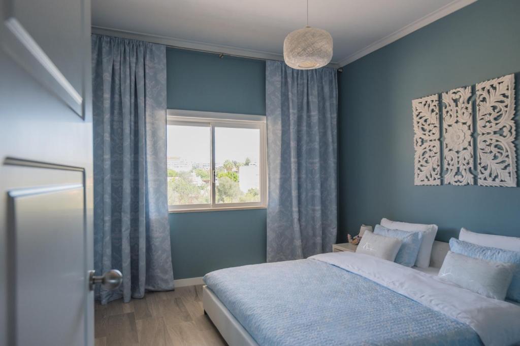 Image of ALVORADA APT 205