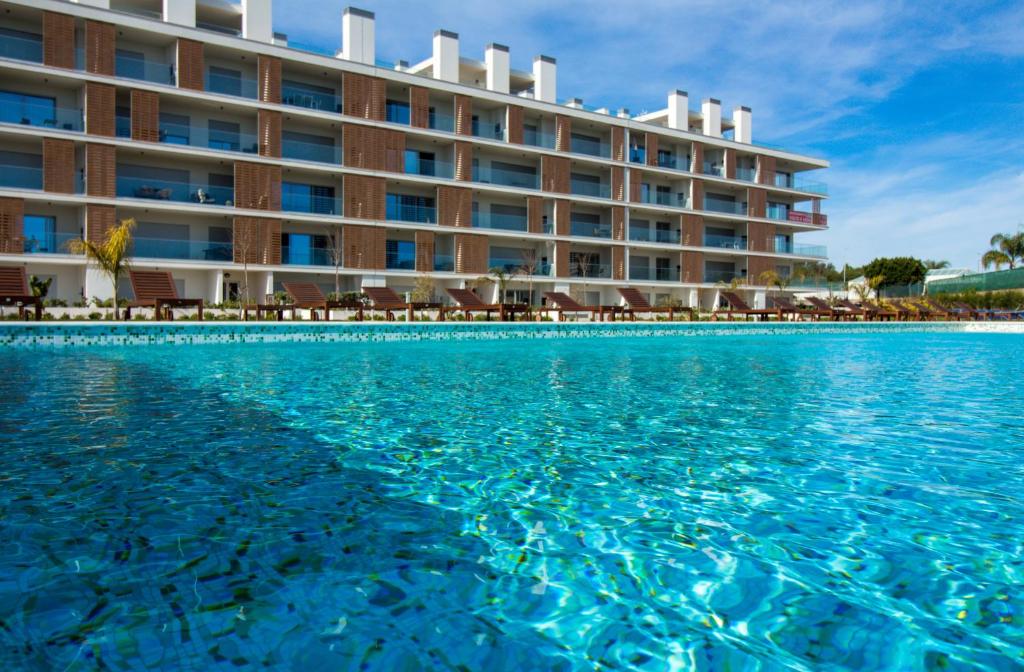 BLUE PARADISE