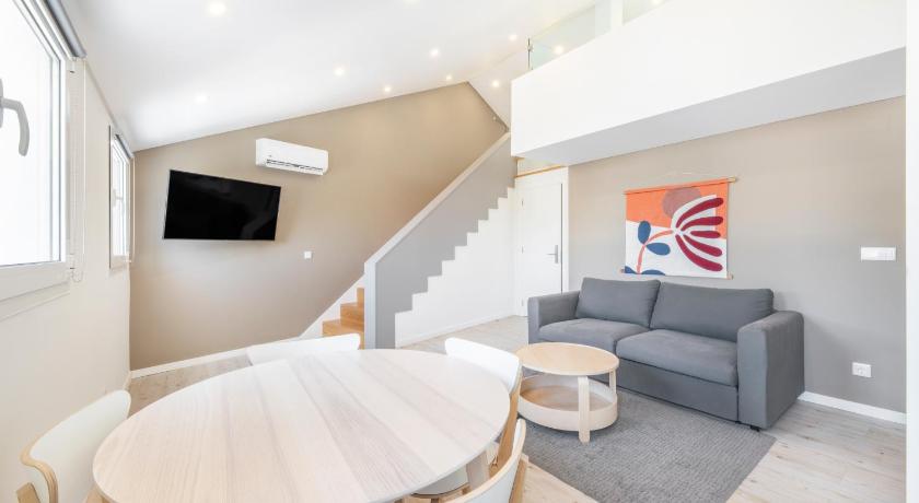 Image of Olala Expo Suites II