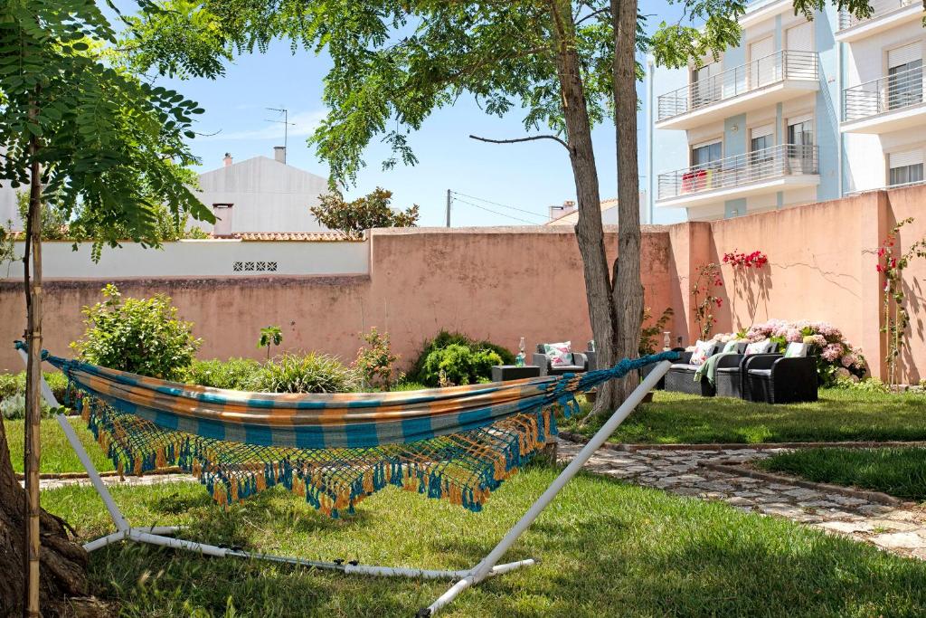 ALOJAMENTO LOCAL