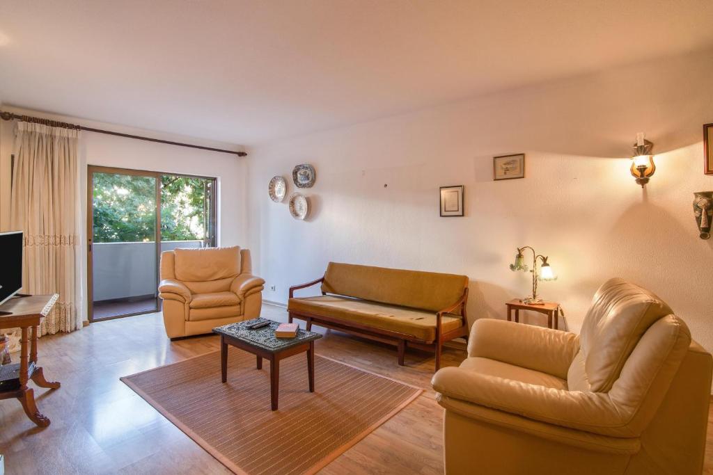 APARTAMENTO DIONÍSIO