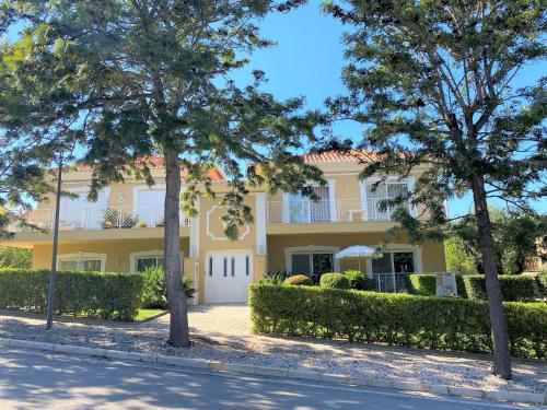 APARTAMENTO BOAVISTA 85A