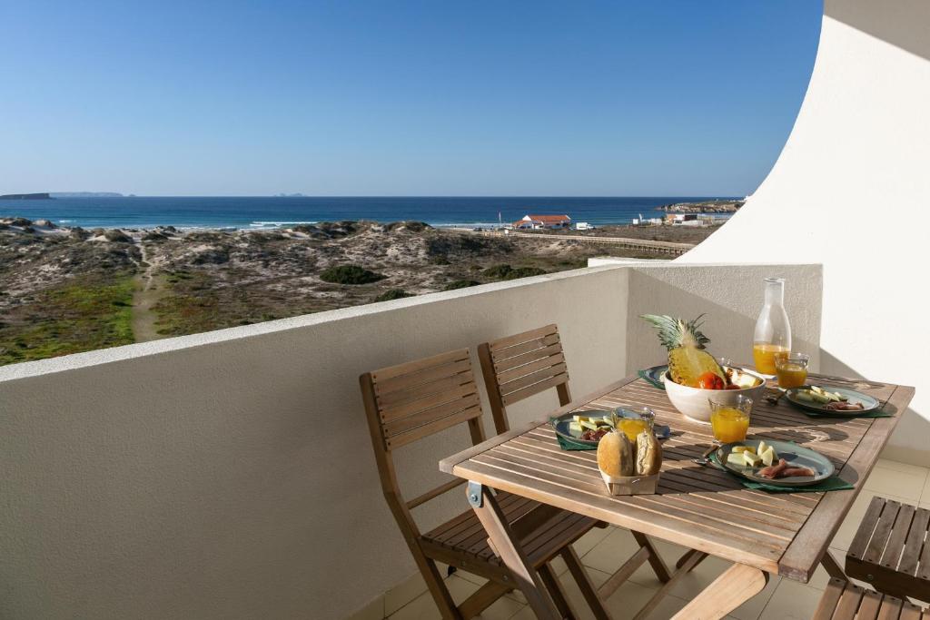 BALEAL BEACHFRONT