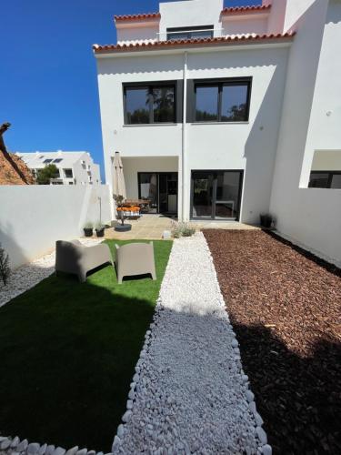 Image of Holiday house Miramar by Ericeira