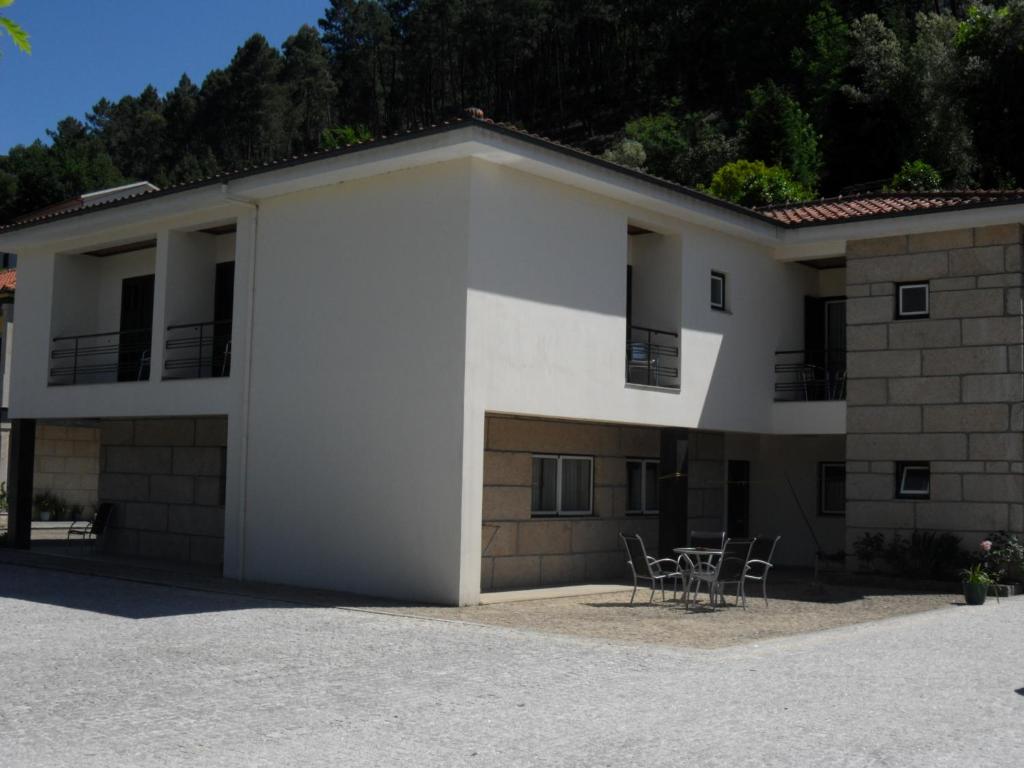 Image of Gerês House 2