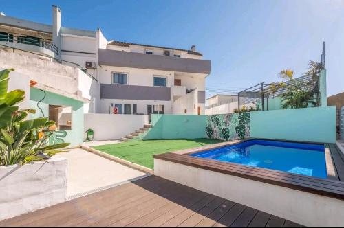 VILLA PARAISO DA CAPARICA