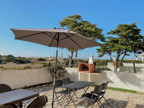 Image of Superb Villa in Baleal w/ Patio, parking & 5 BRs