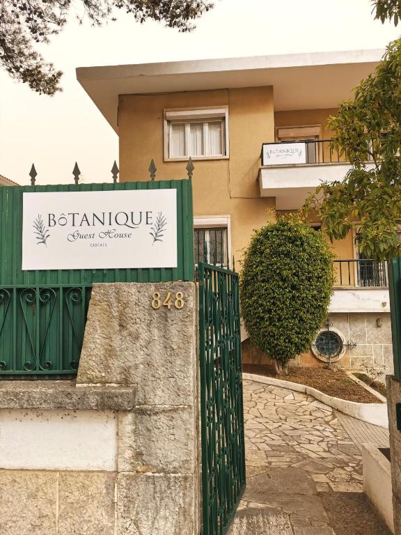BOTANIQUE GUESTHOUSE