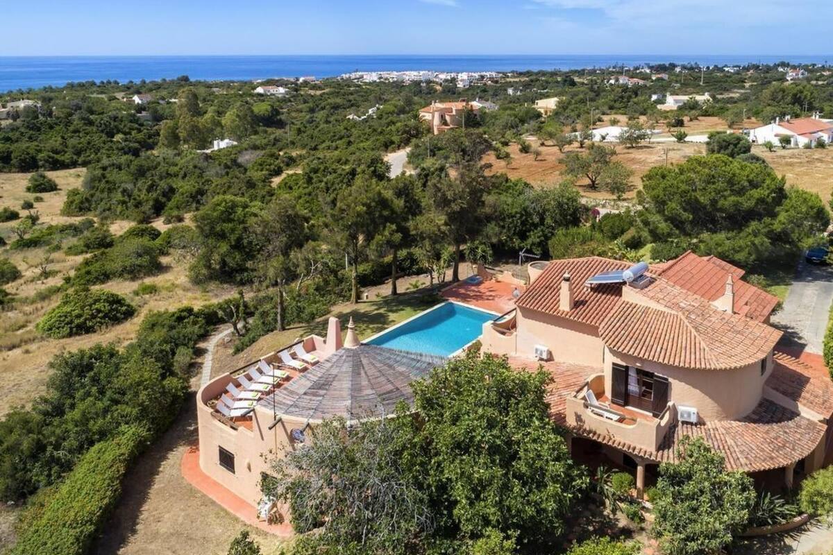 LAGOS VILLA