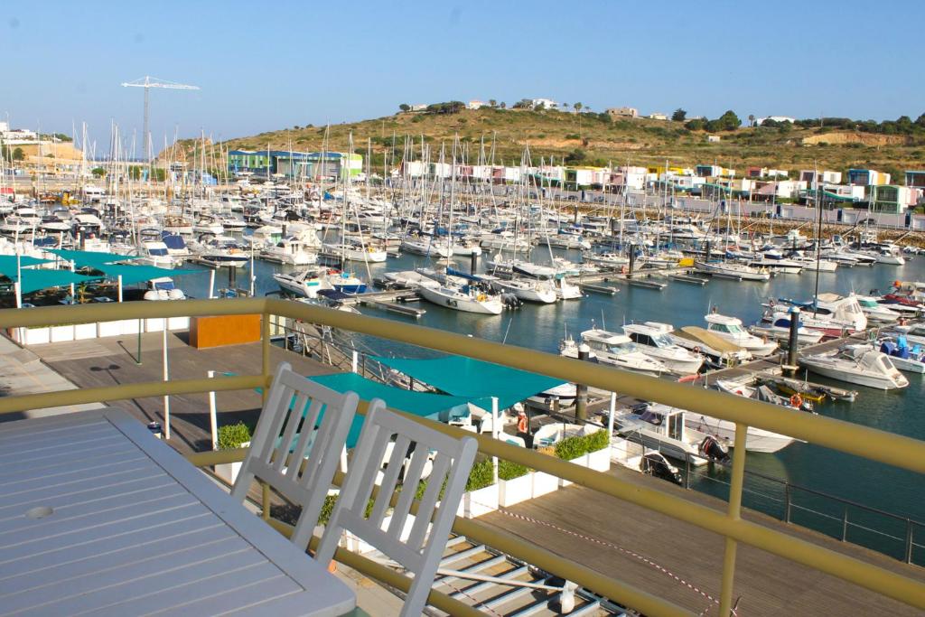 MARINA VIEWS