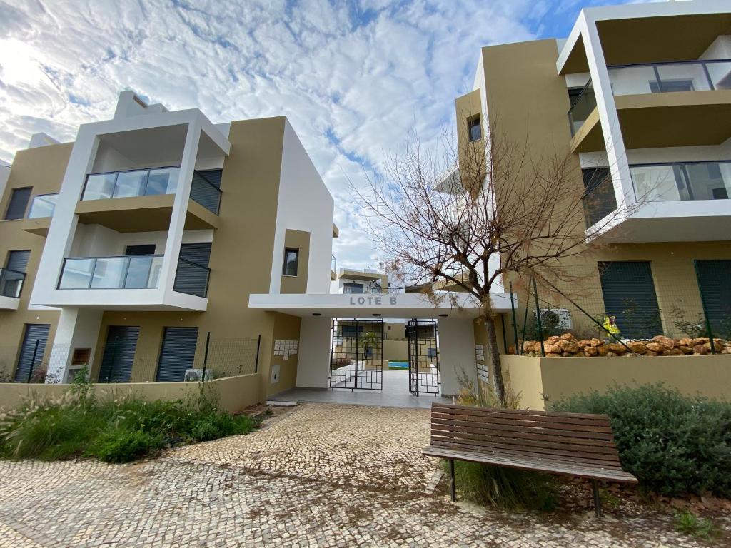 FAMILIY APARTMENT ALBUR VILLAGE II